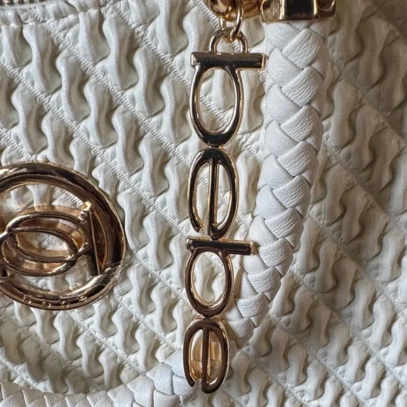 Bebe Cream Shoulder Bag with Gold Details - Picture 6 of 13